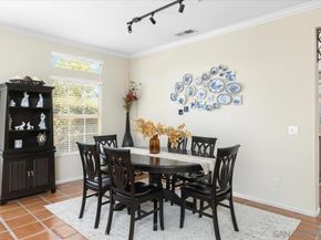 2385 Amber Oak Ln, Escondido CA 92027