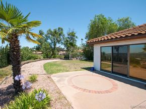 1115 Inspiration Lane, Escondido CA 92025