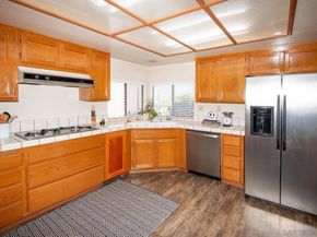 1115 Inspiration Lane, Escondido CA 92025