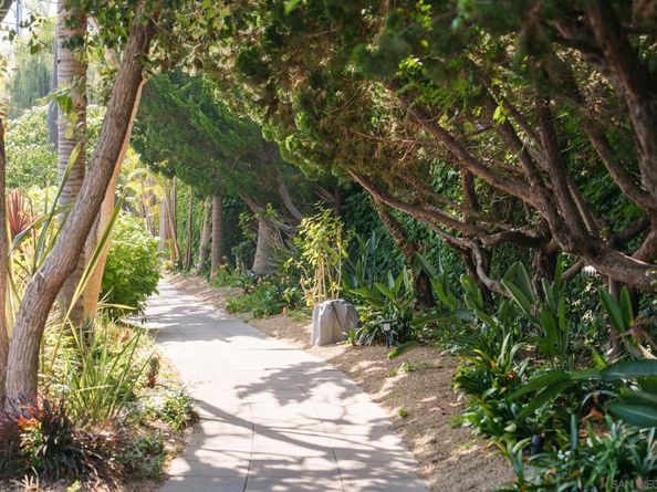 1010 Myrtle Way, San Diego CA 92103