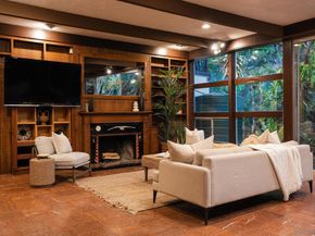 1010 Myrtle Way, San Diego CA 92103