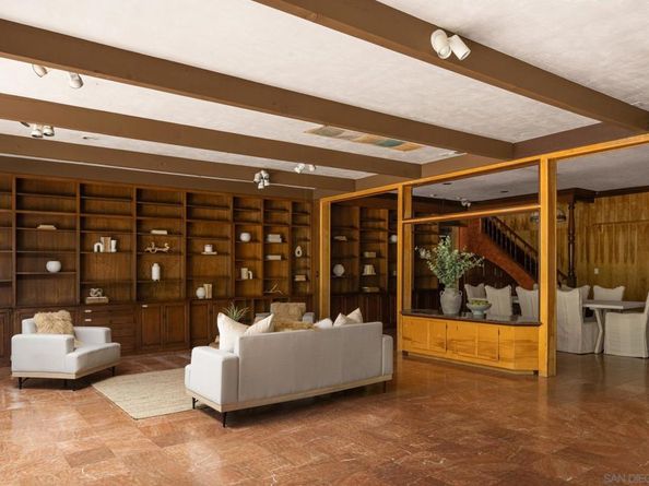 1010 Myrtle Way, San Diego CA 92103