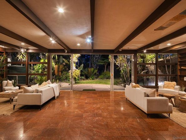 1010 Myrtle Way, San Diego CA 92103