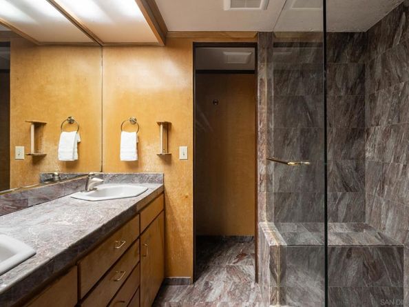 1010 Myrtle Way, San Diego CA 92103