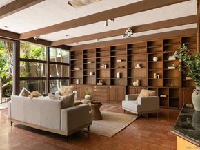 1010 Myrtle Way, San Diego CA 92103