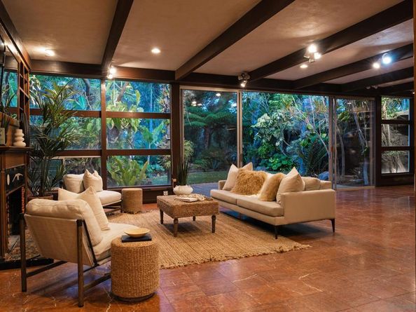 1010 Myrtle Way, San Diego CA 92103