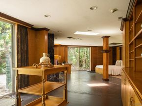 1010 Myrtle Way, San Diego CA 92103