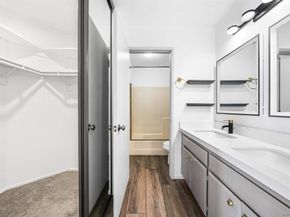 9302 Twin Trails Dr 204, San Diego CA 92129