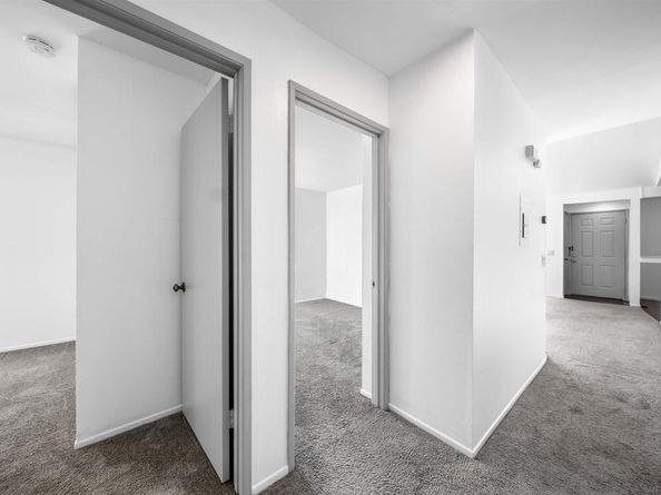 9302 Twin Trails Dr 204, San Diego CA 92129