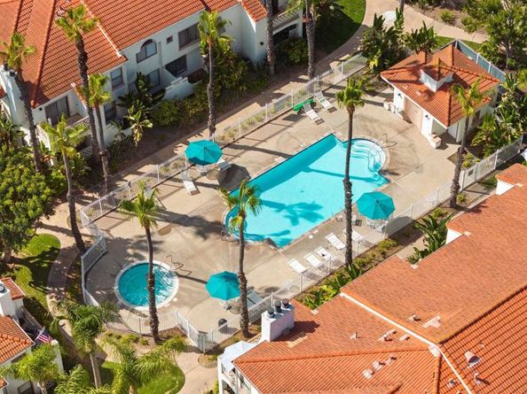 9302 Twin Trails Dr 204, San Diego CA 92129