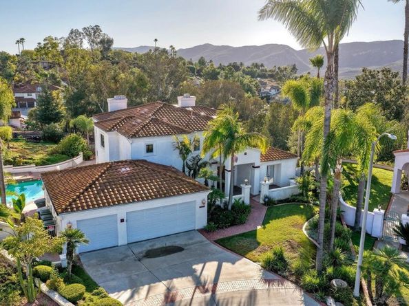 1930 Mountain Valley Lane, Escondido CA 92029