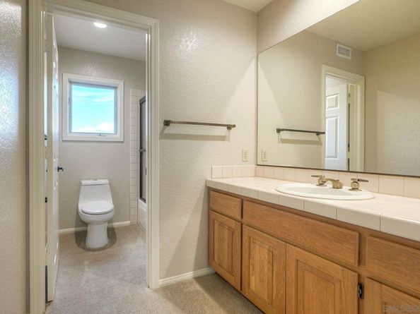 1930 Mountain Valley Lane, Escondido CA 92029