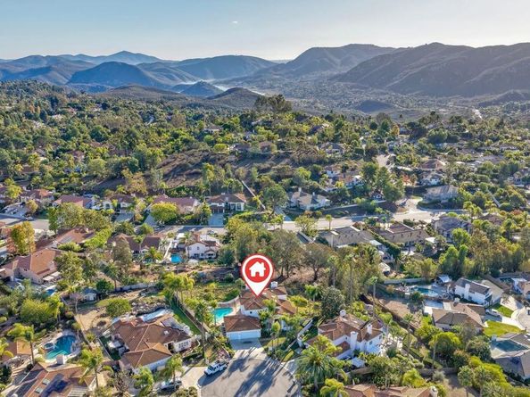 1930 Mountain Valley Lane, Escondido CA 92029