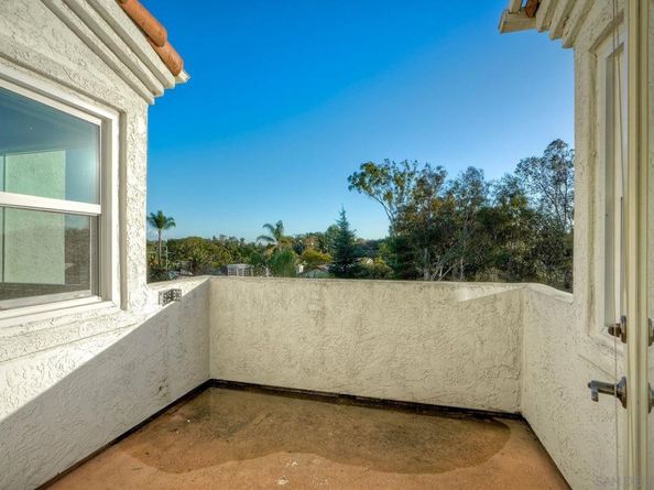 1930 Mountain Valley Lane, Escondido CA 92029