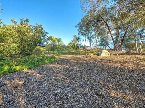 1930 Mountain Valley Lane, Escondido CA 92029