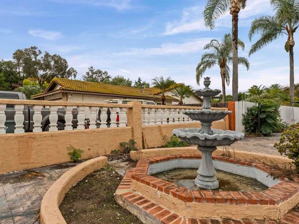 5315 Old Dairy Ct, Bonita CA 91902