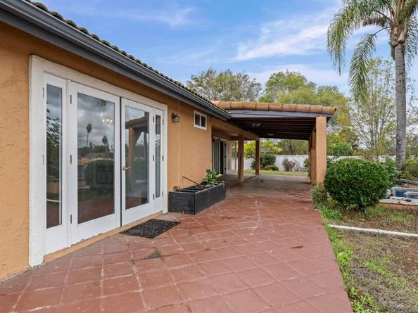 5315 Old Dairy Ct, Bonita CA 91902