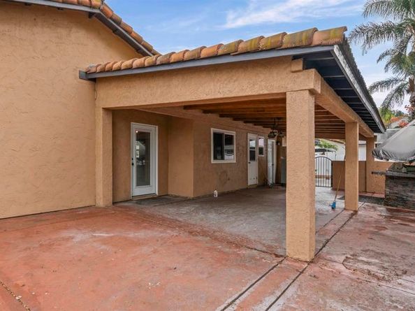 5315 Old Dairy Ct, Bonita CA 91902