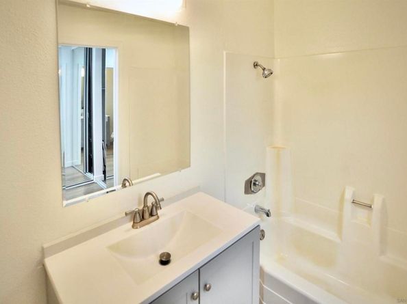 10240 Black Mountain Rd 106, San Diego CA 92126