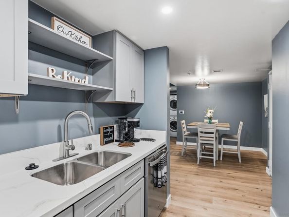 425 W Beech St 314, San Diego CA 92101