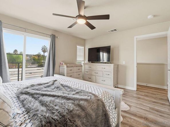 4543 Rainier Ave 19, San Diego CA 92120