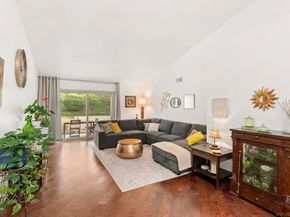 17909 Avenida Alozdra, San Diego CA 92128