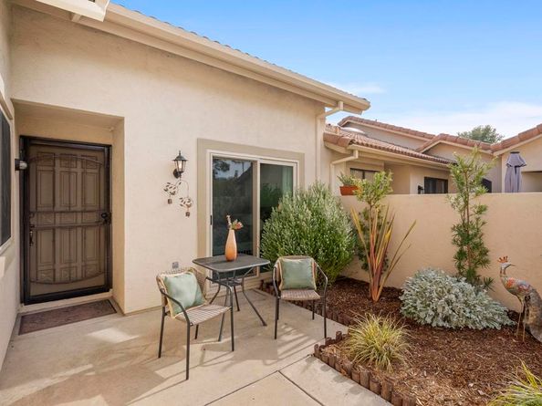 17909 Avenida Alozdra, San Diego CA 92128