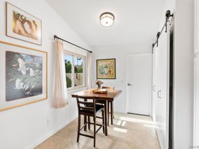 17909 Avenida Alozdra, San Diego CA 92128