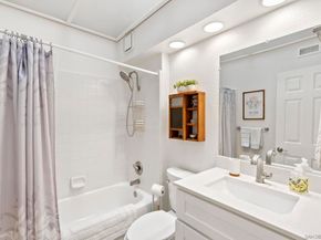 17909 Avenida Alozdra, San Diego CA 92128