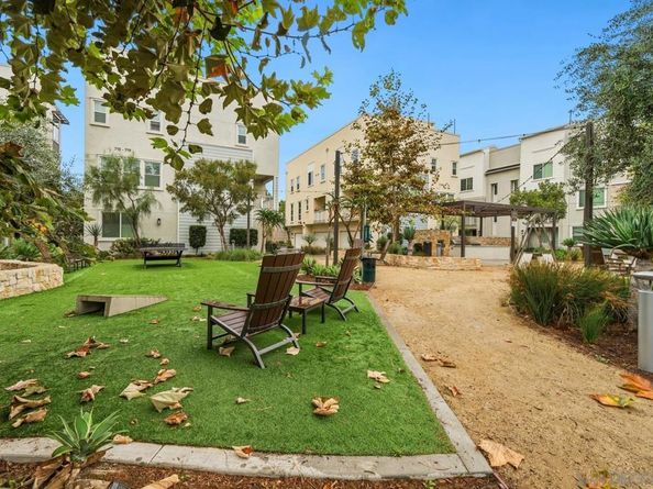 707 S S Mosaic St, Anaheim CA 92805