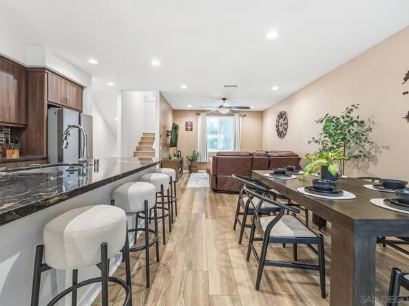 707 S S Mosaic St, Anaheim CA 92805