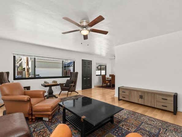 326 28 H Ave, Coronado CA 92118