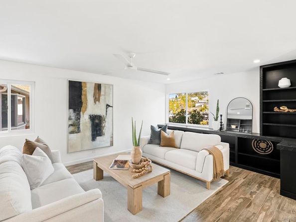 11715 Lake Grove Ct, San Diego CA 92131