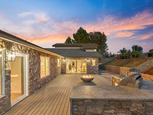 11715 Lake Grove Ct, San Diego CA 92131