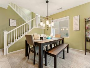 465 Ashbourne Gln, Escondido CA 92027