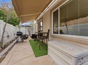 465 Ashbourne Gln, Escondido CA 92027