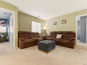 465 Ashbourne Gln, Escondido CA 92027