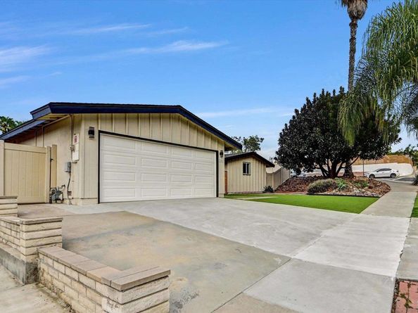 3904 Sherbourne Dr, Oceanside CA 92056