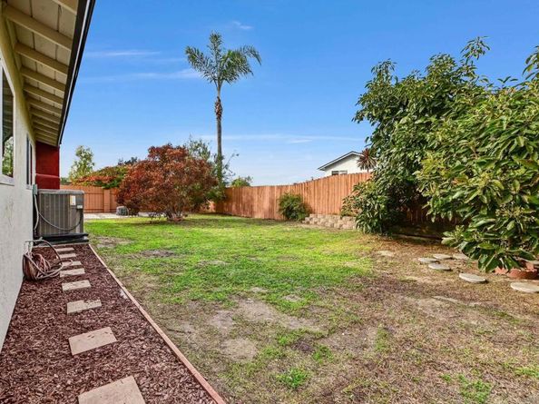 3904 Sherbourne Dr, Oceanside CA 92056