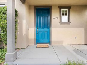 1670 Grasshopper Ln, Chula Vista CA 91915