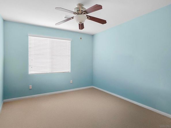 1670 Grasshopper Ln, Chula Vista CA 91915