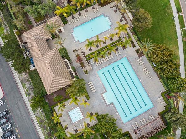 1670 Grasshopper Ln, Chula Vista CA 91915