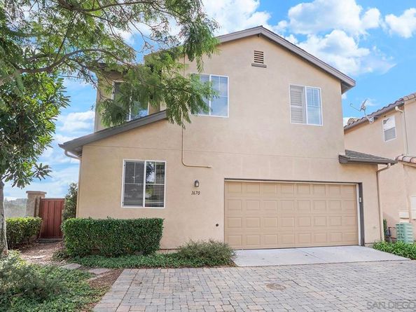 1670 Grasshopper Ln, Chula Vista CA 91915