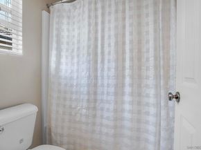 1670 Grasshopper Ln, Chula Vista CA 91915