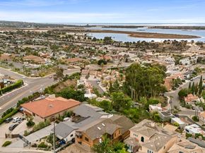 2812 Hartford Ct, San Diego CA 92117