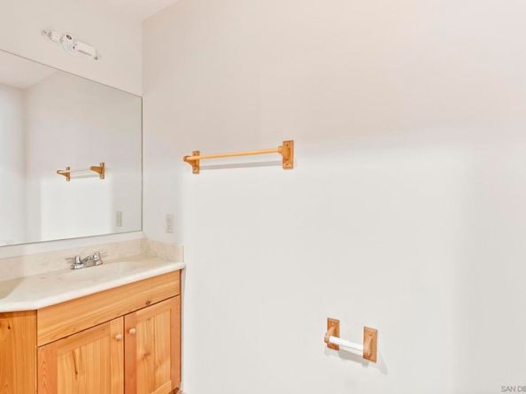 2812 Hartford Ct, San Diego CA 92117