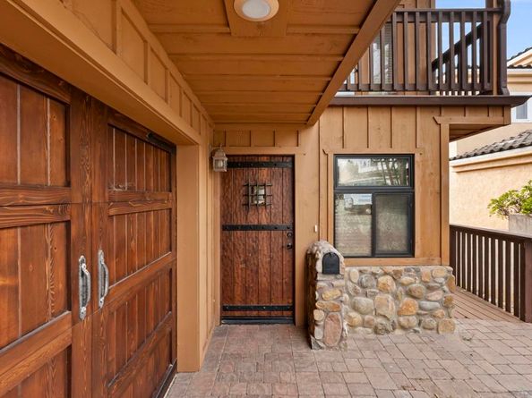 2812 Hartford Ct, San Diego CA 92117