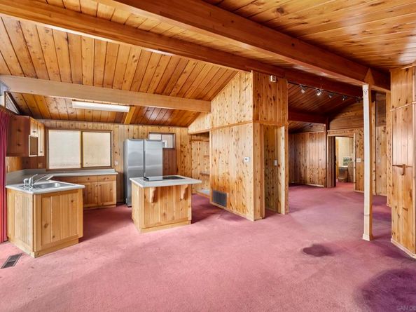 2812 Hartford Ct, San Diego CA 92117