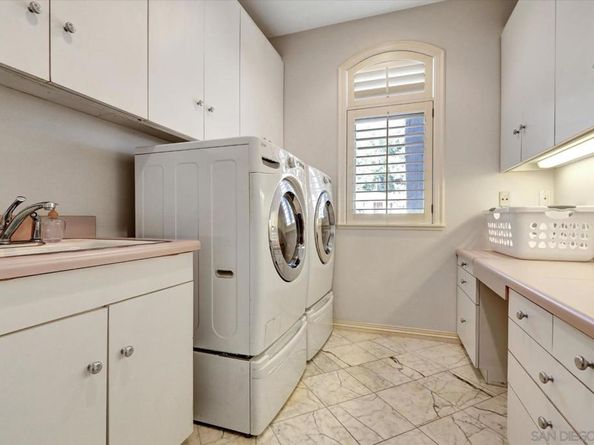 6727 Cavite Ct., San Diego CA 92120