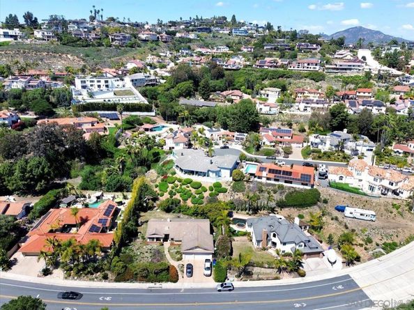 6727 Cavite Ct., San Diego CA 92120